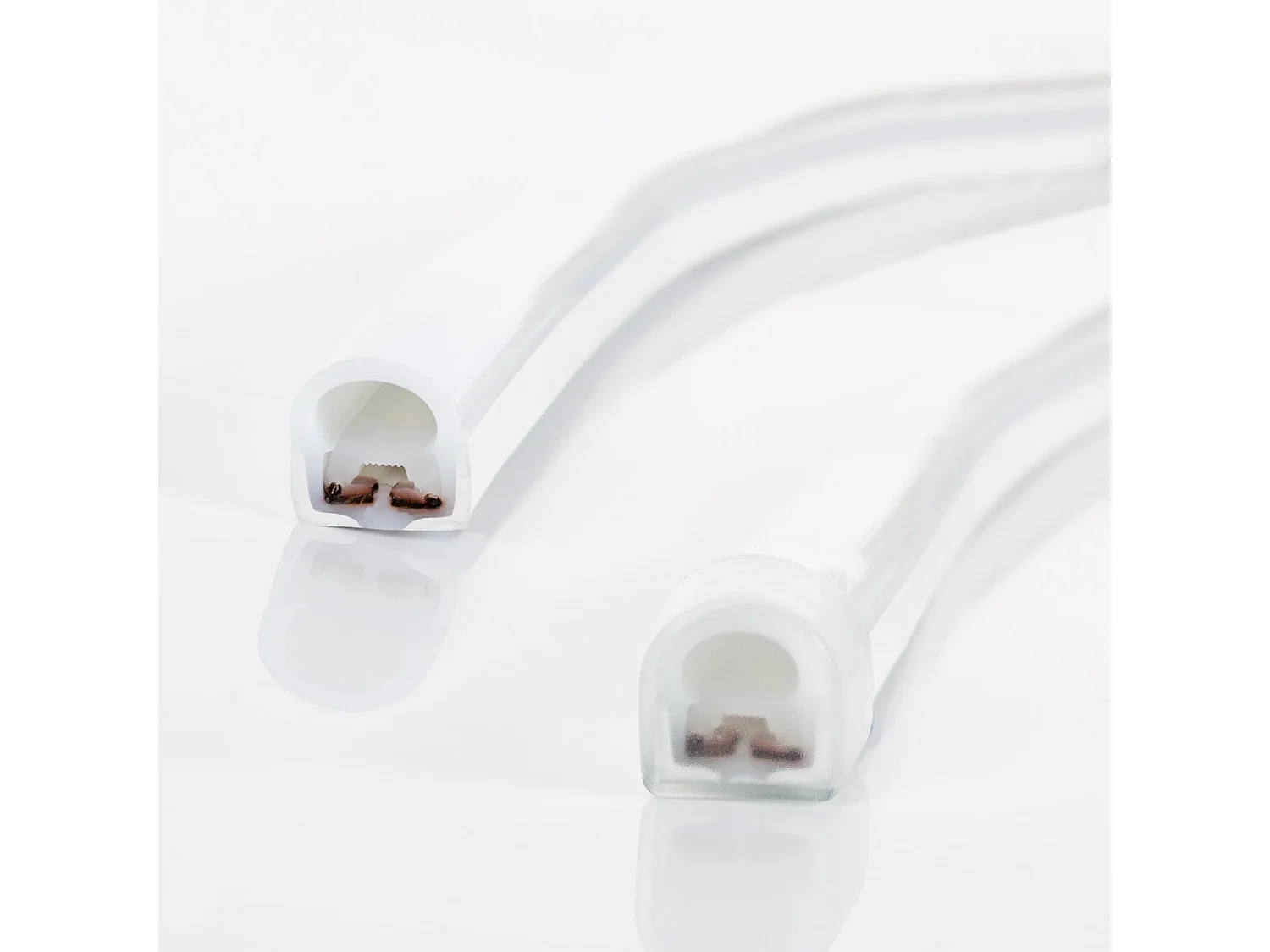 Striscia LED Neon Regolabile 220V Giallo Semicircolare 180 7.5W/m IP67 Taglio 100cm 15 m