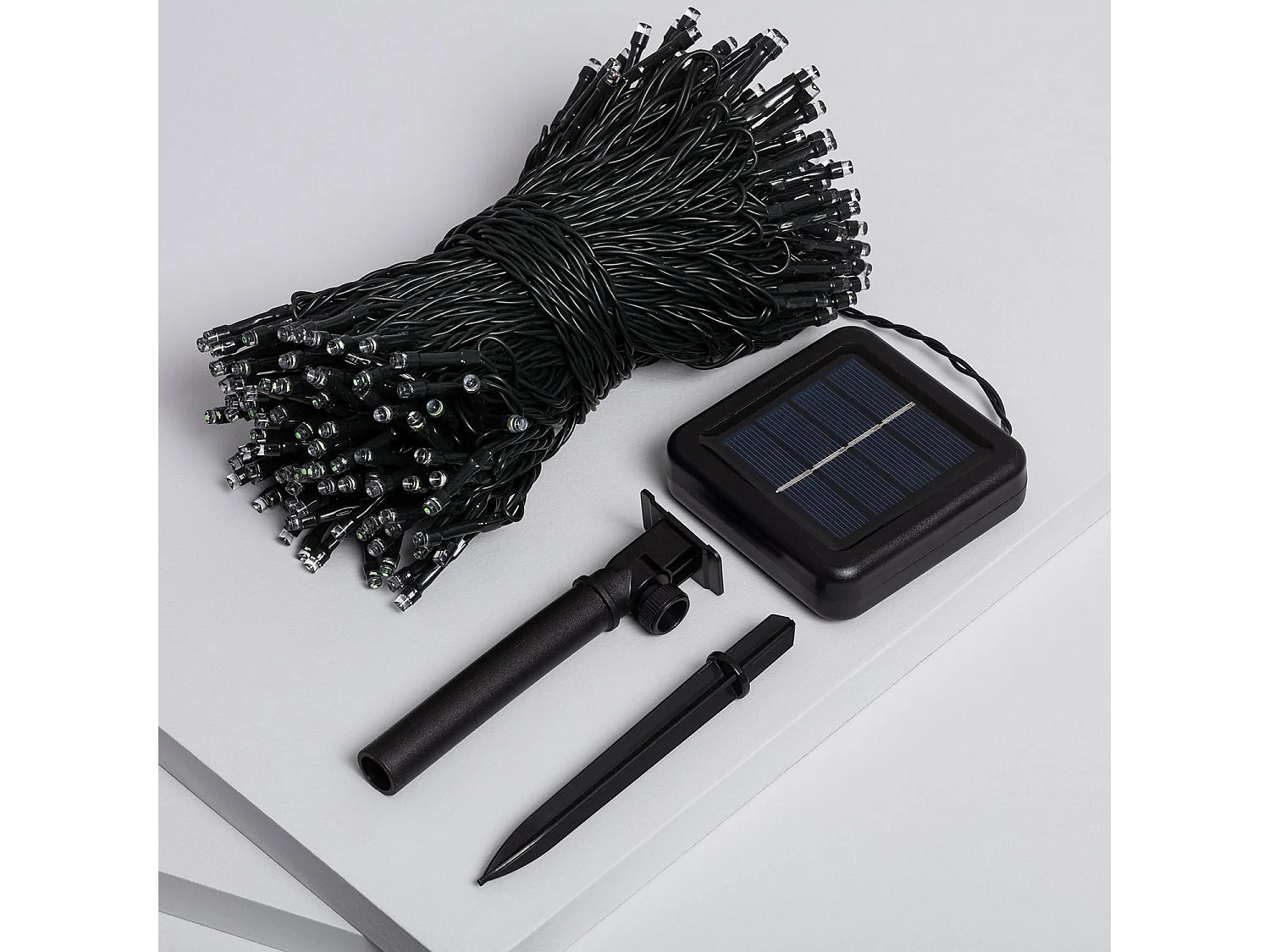 Guirlande LED Extérieure Solaire Câble 22m RGB