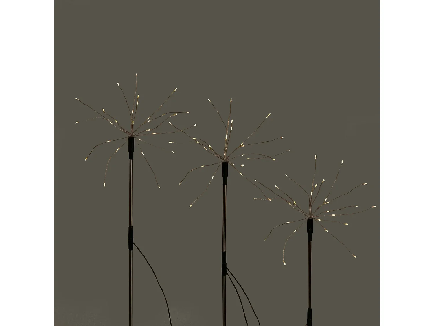 Set de 3 Pinchos LED Exterior Solar Diente de Leon 3000K Blanco Cálido