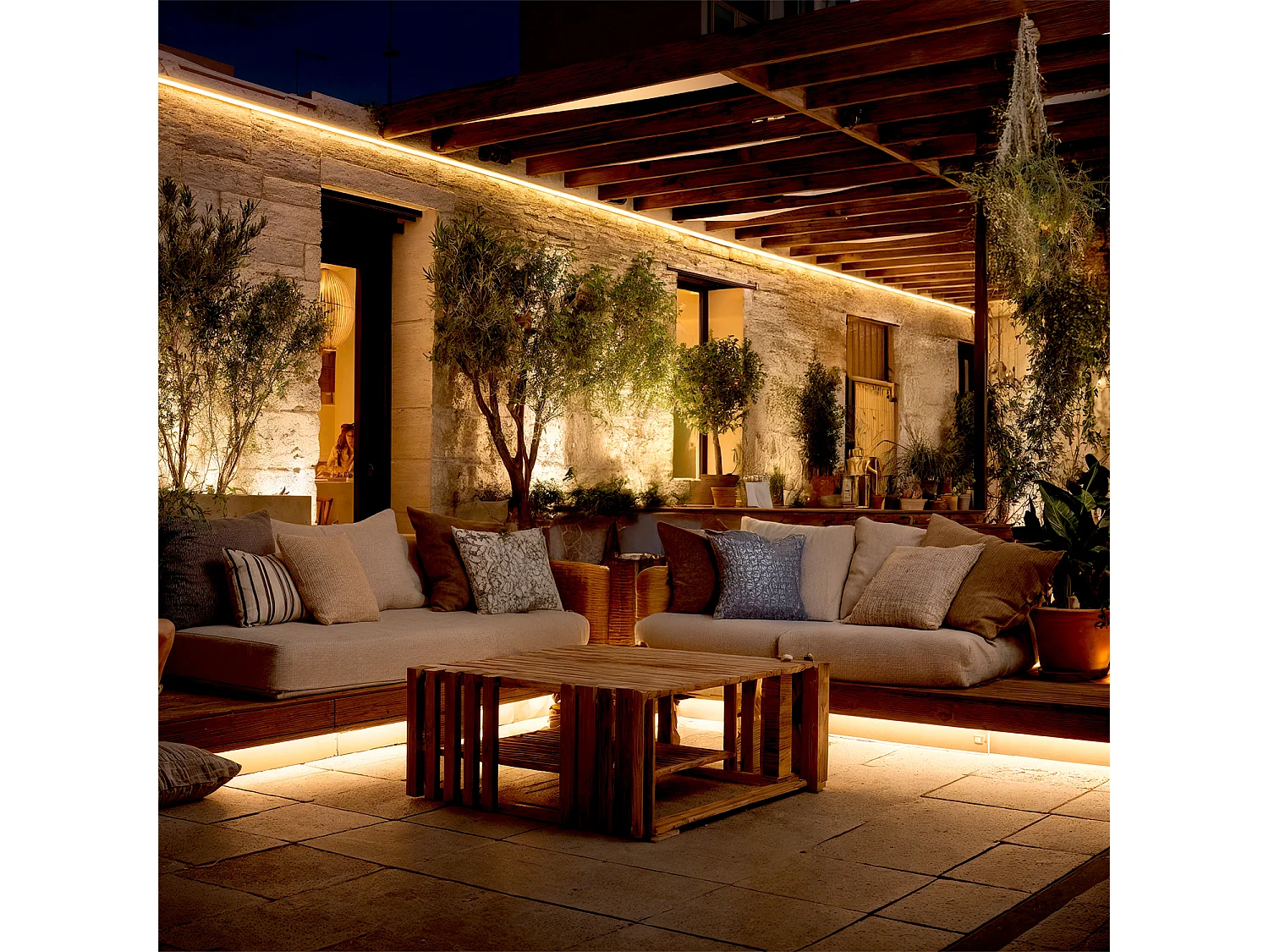 Tira LED Neón Regulable 220V BOBINA 50m Blanco Cálido Semicircular 180 7.5W/m Corte 100cm IP67 3000K Blanco Cálido