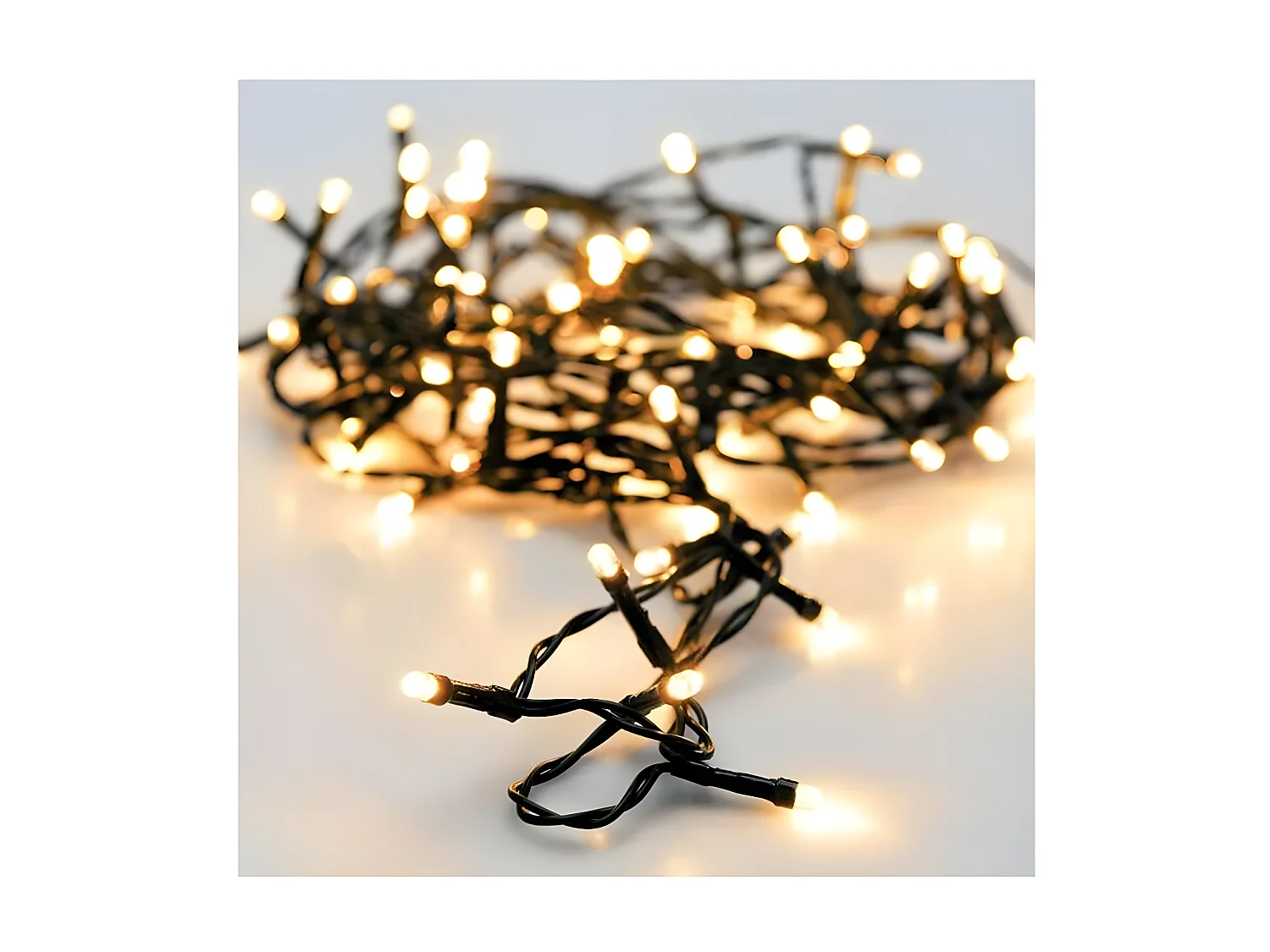 Guirlande LED Extérieure Câble Noir à Piles 7.5m Blanc Chaud 2700K