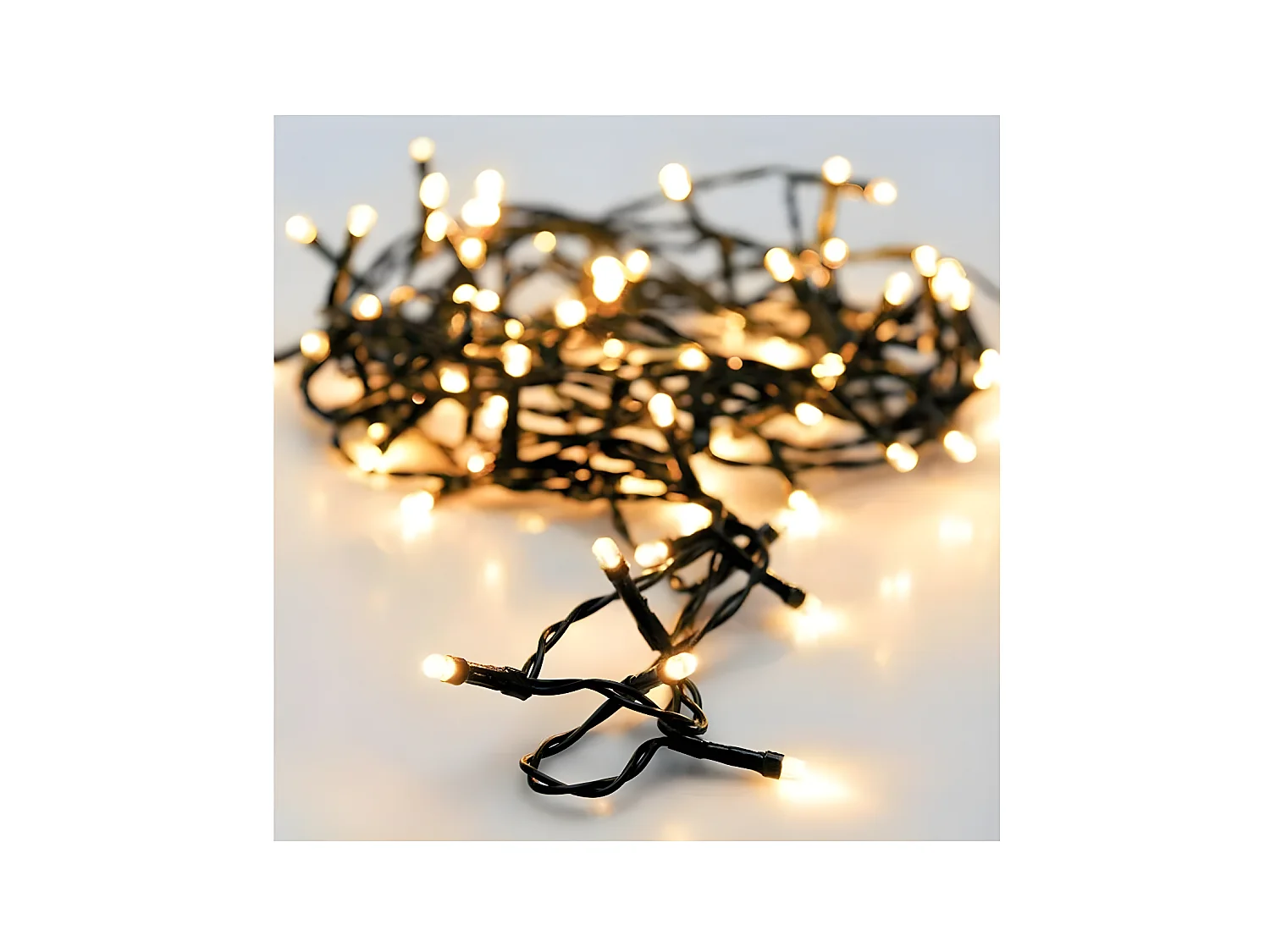 Ghirlanda LED per Esterni Cavo Nero a Pile 7.5 m Bianco Caldo 2700K