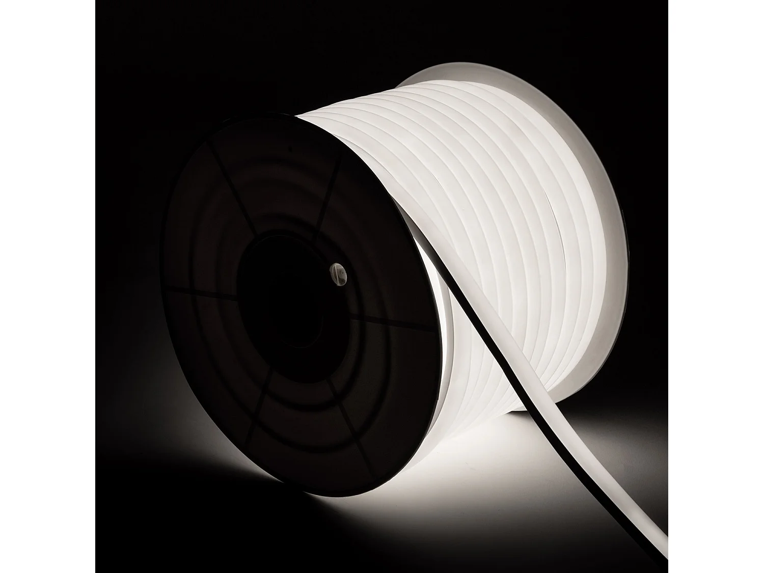 Ruban LED Néon Dimmable 220V Blanc Froid Semi-Circulaire 180 7.5W/m Coupe 100cm IP67 Sur mesure 50 m