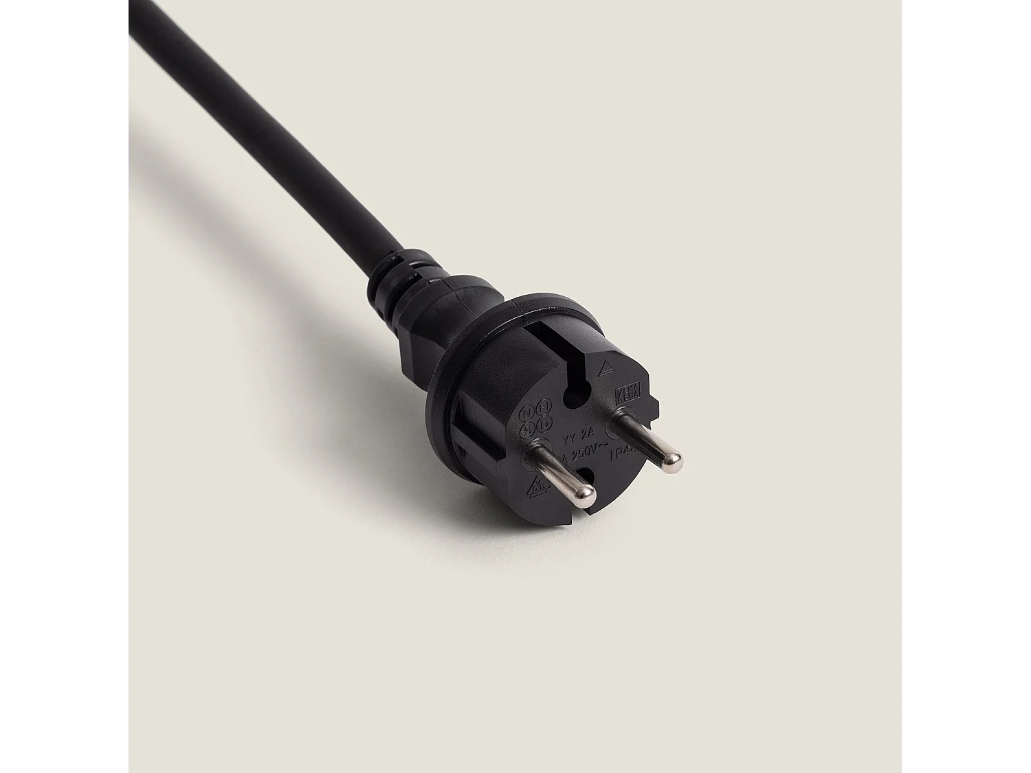 Cavo Elettrico Piatto per Ghirlande da Esterno IP44 con Portalampada E27 Personalizzato Nero 15 m