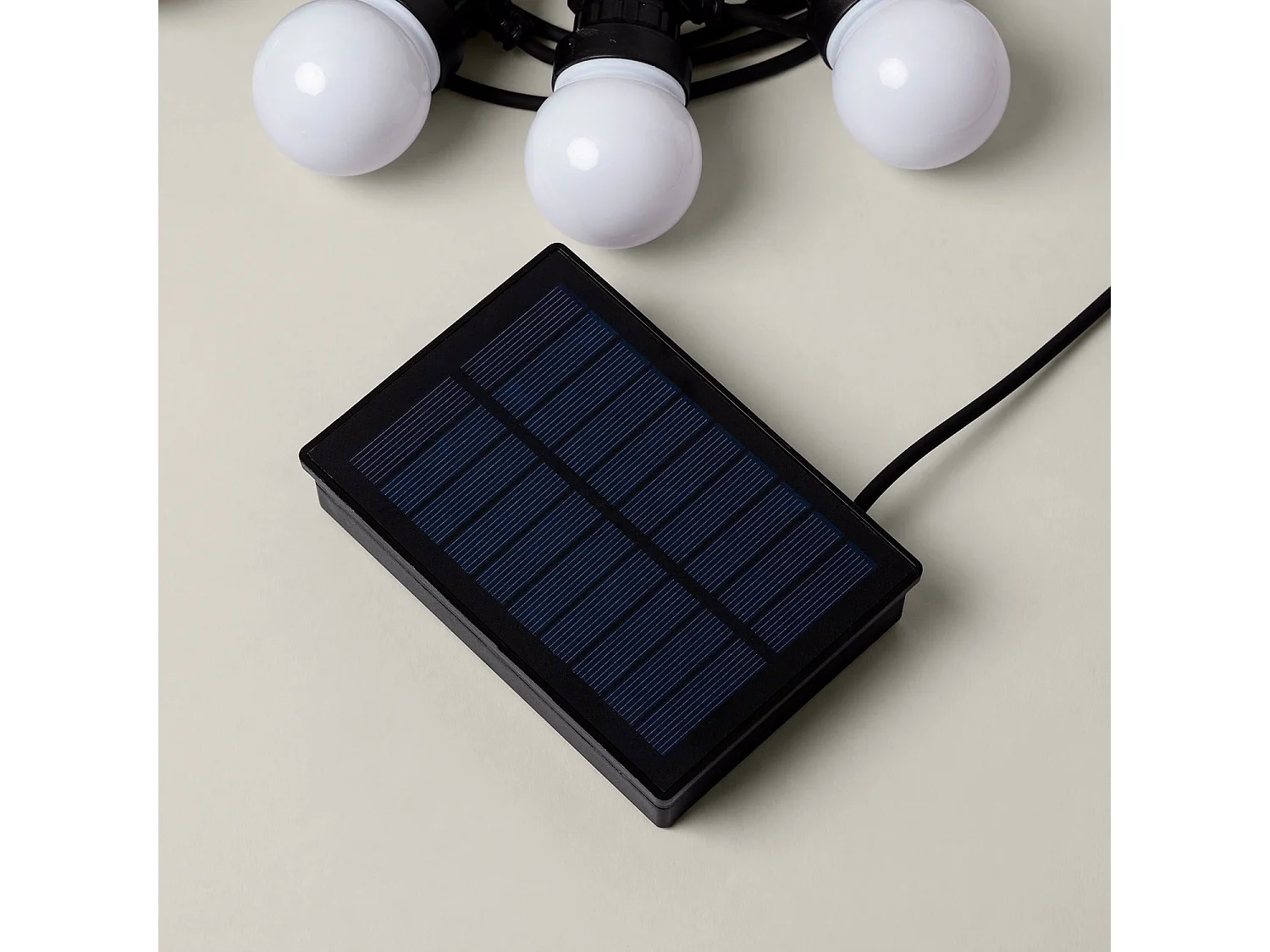 Guirnalda de Bombillas LED Solar Exterior Kuiper 7m Blanco