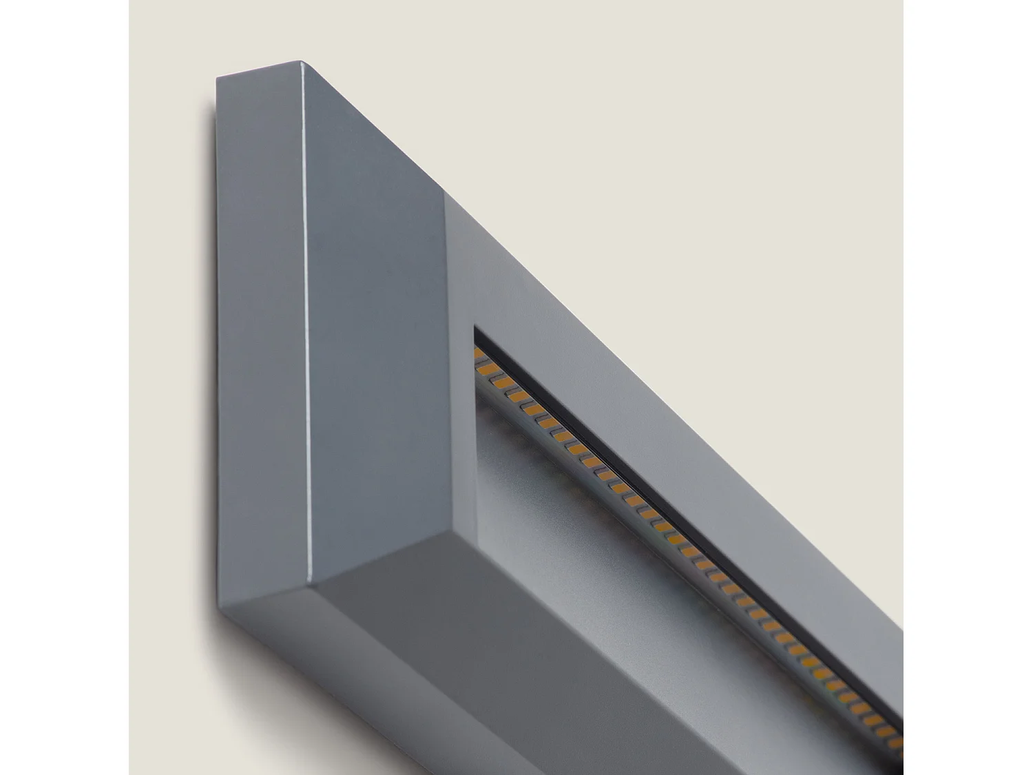 Balise LED Extérieure 2W En Saillie au Mur Rectangulaire Élide Noire  2700K Blanc chaud