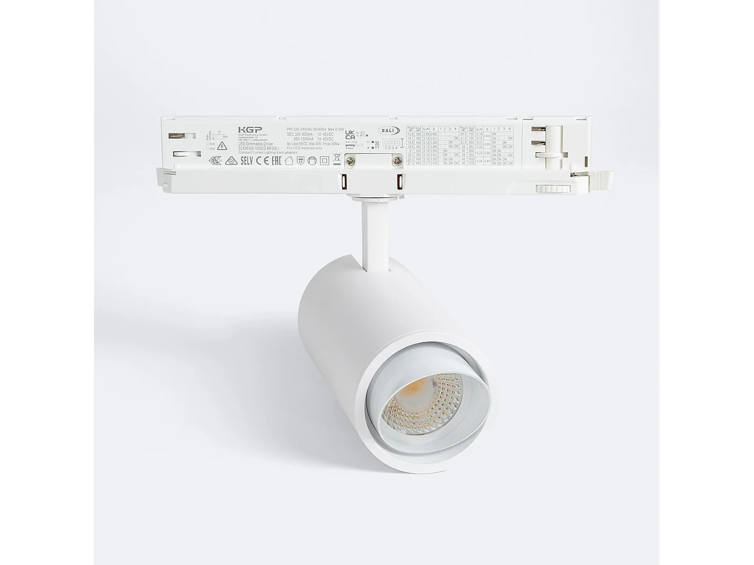 Spot LED Fasano Cylindre Biseau 30W pour Rail Triphasé CCT Sélectionnable Dimmable DALI Blanc 2700K - 3200K - 4000K Sélectionnable