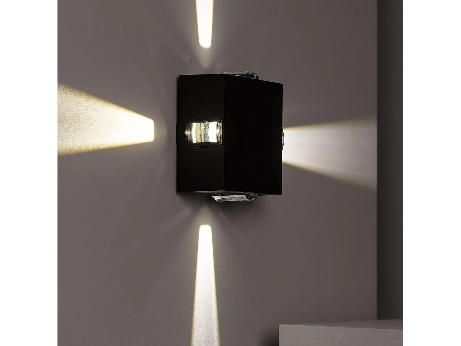 Balise Murale Extérieure LED 4W Saillie Aluminium Agora 3000K Blanc chaud