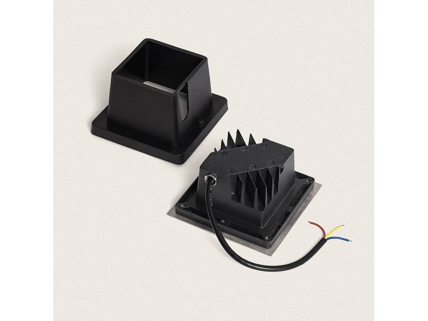 Balise Extérieure LED Encastrable au Sol Carrée Utopia 3W 3000K Blanc chaud