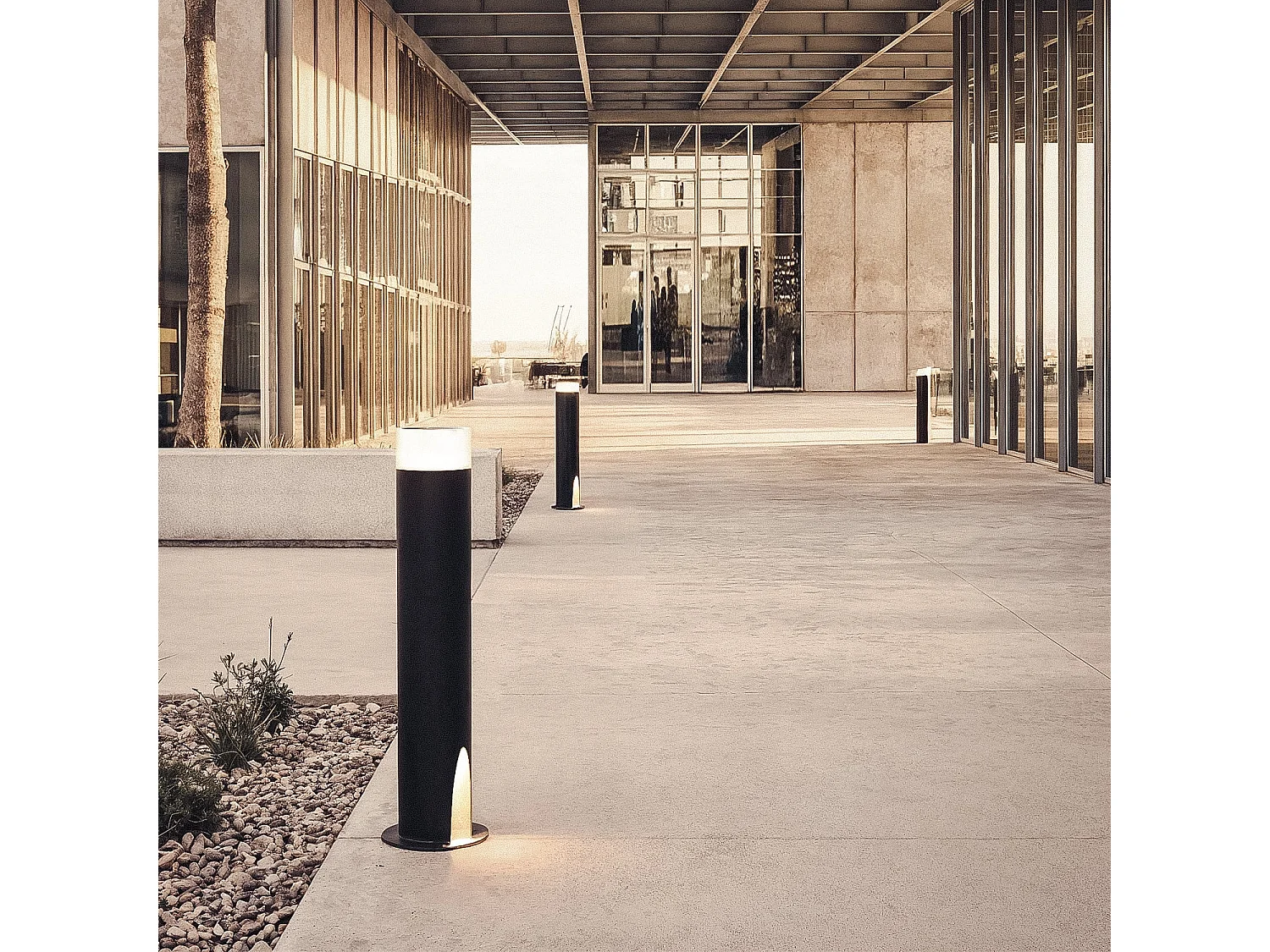 Baliza Exterior LED 10W Superficie Pie 60cm Halosa 3000K Blanco Cálido