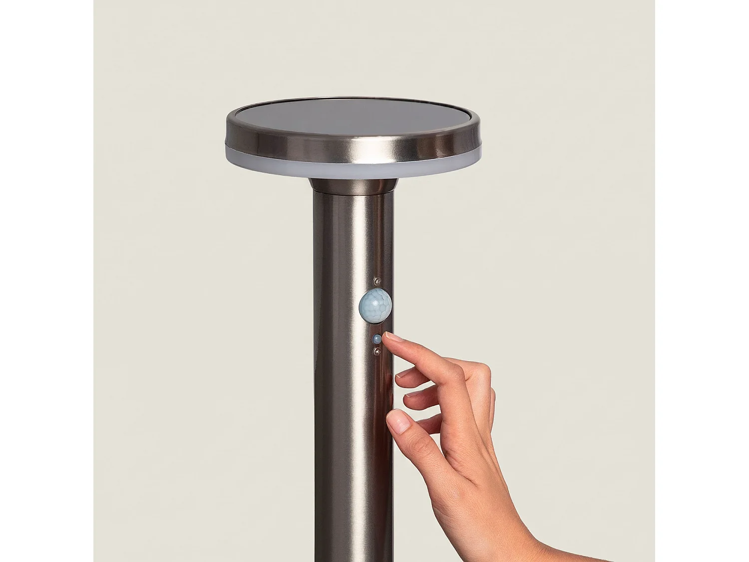 Baliza Solar Exterior LED 6W Superficie Pie 45cm con Detector de Movimiento Helios Inox 4000K Blanco Neutro