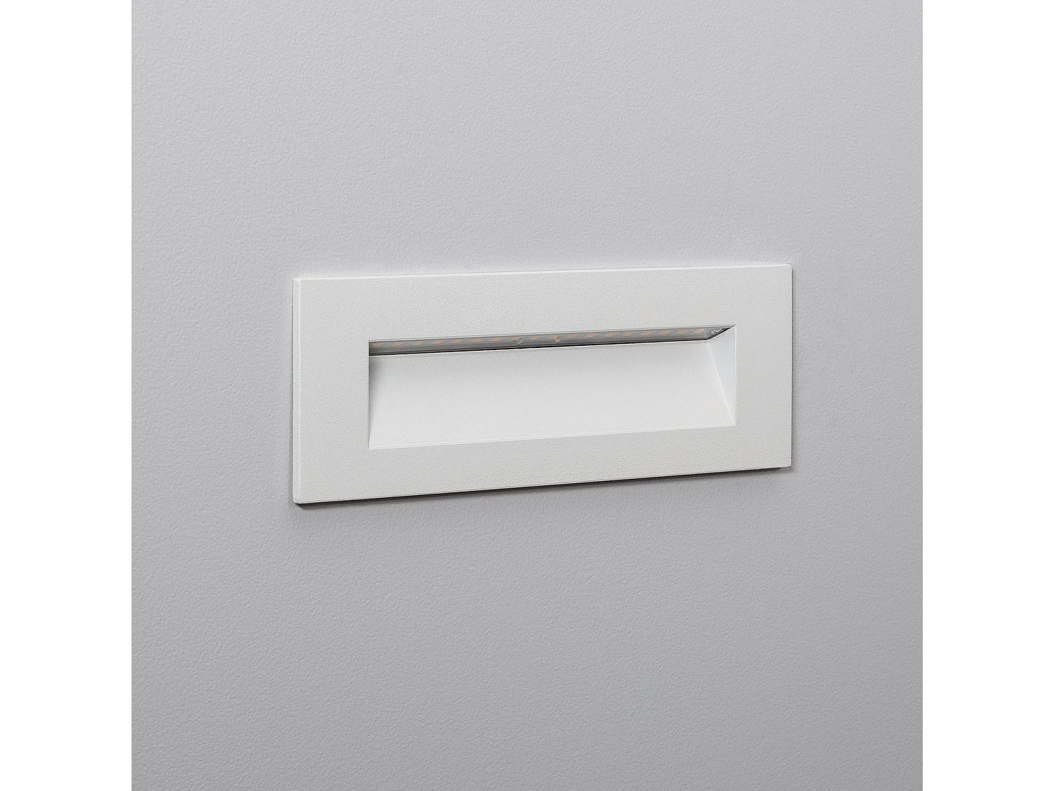 Balise LED Extérieure 6W Encastrable au Mur Rectangulaire Groult Blanche  2700K Blanc chaud