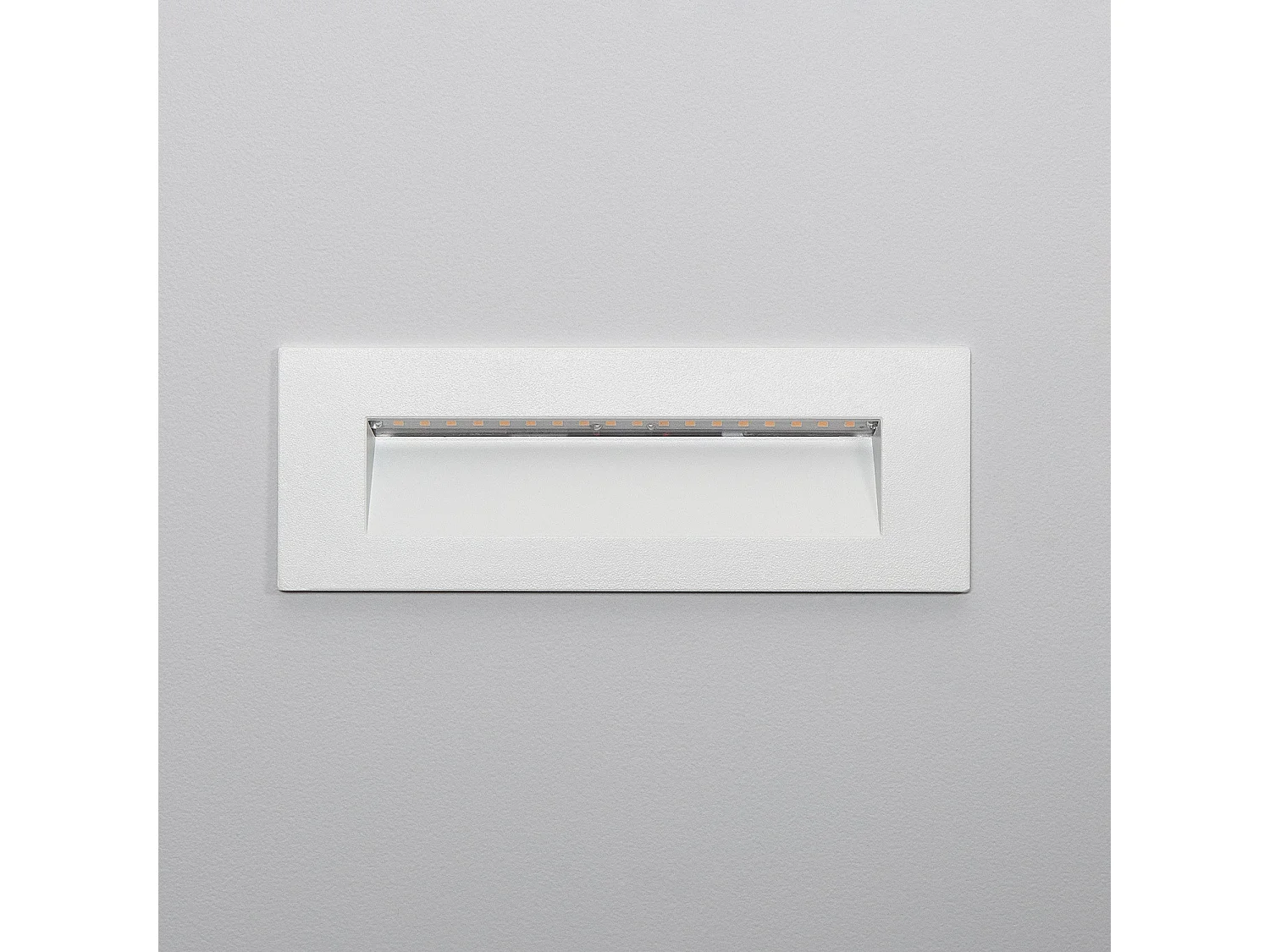 Balise LED Extérieure 6W Encastrable au Mur Rectangulaire Groult Blanche  2700K Blanc chaud