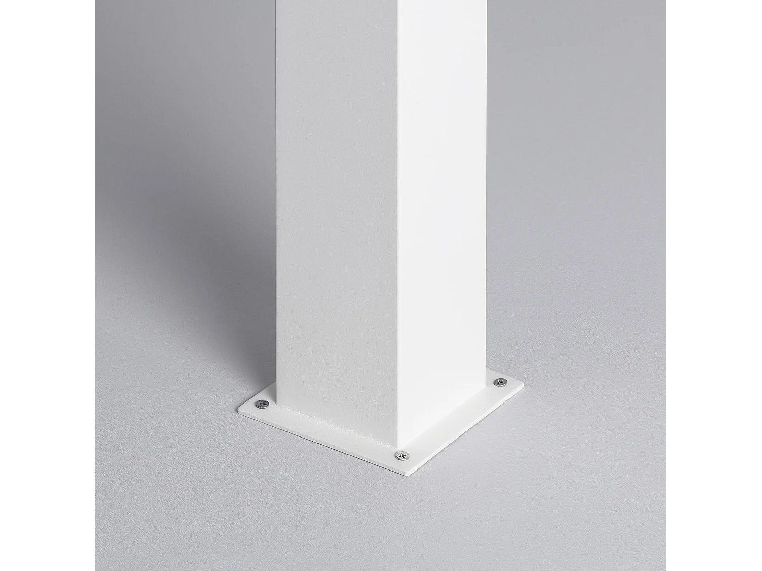 Balise Extérieure Augusta en Saillie sur Pied 74cm Blanche avec Détecteur de Présence PIR Blanc