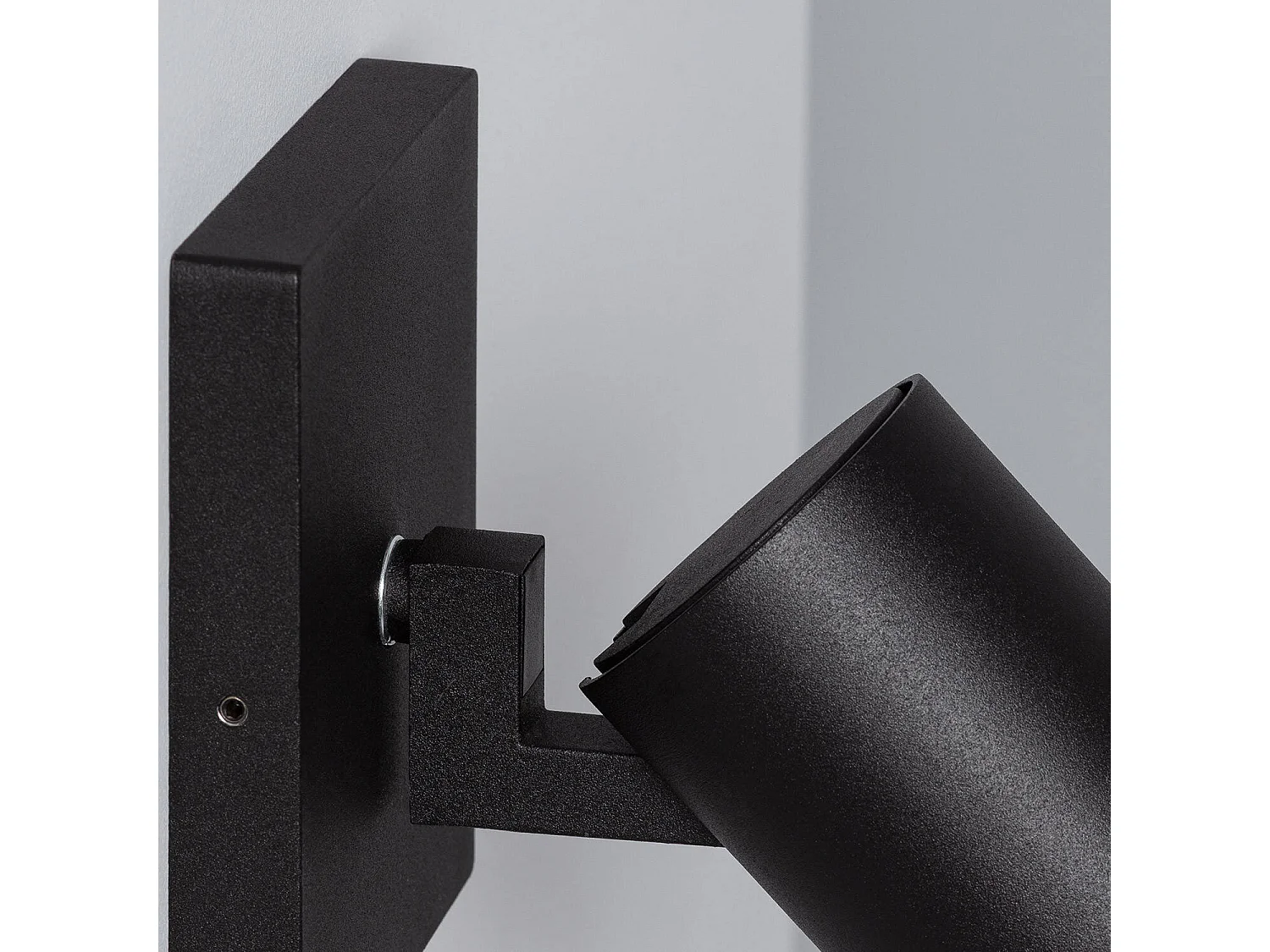 Spot à Douille en Saillie Orientable Aluminium Gylu à Ampoule GU10 Noir