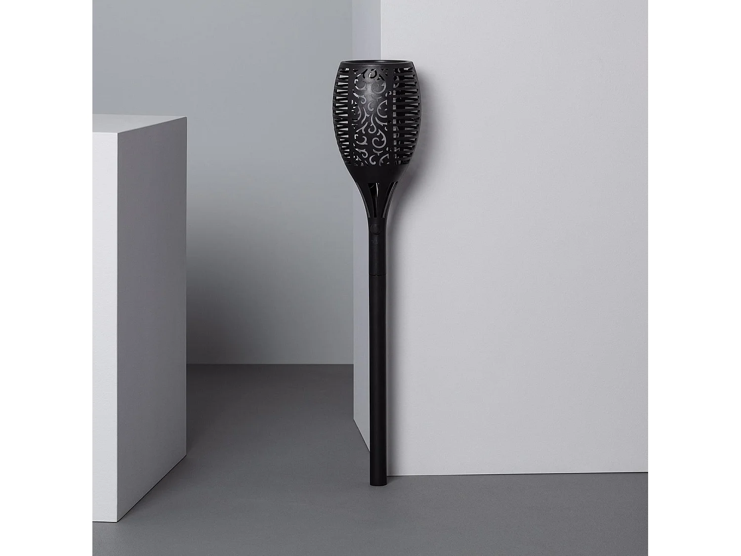 Torche LED Solaire Effet Flamme sur Piquet 1W 78cm  Noir