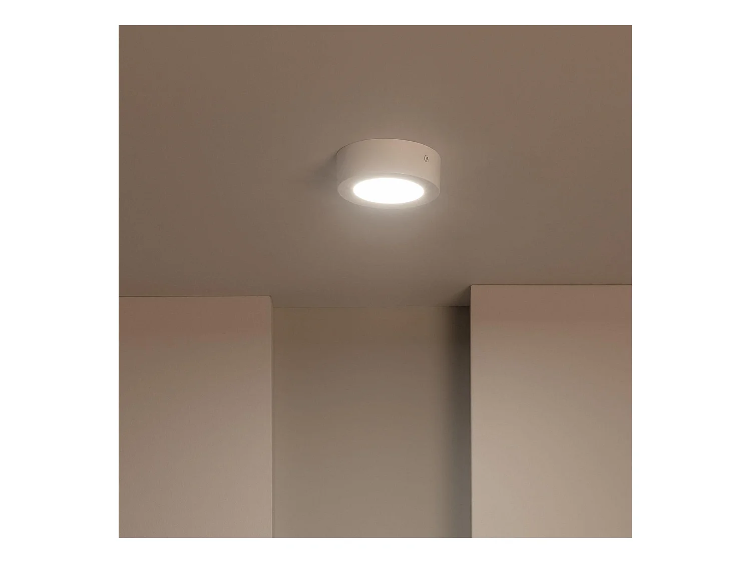 Plafoniera LED 6W Circolare SwitchCCT Selezionabile Ø120 mm Regolazione Compatibile con Telecomando RF V2 Selezionabile (Caldo-Naturale-Freddo)