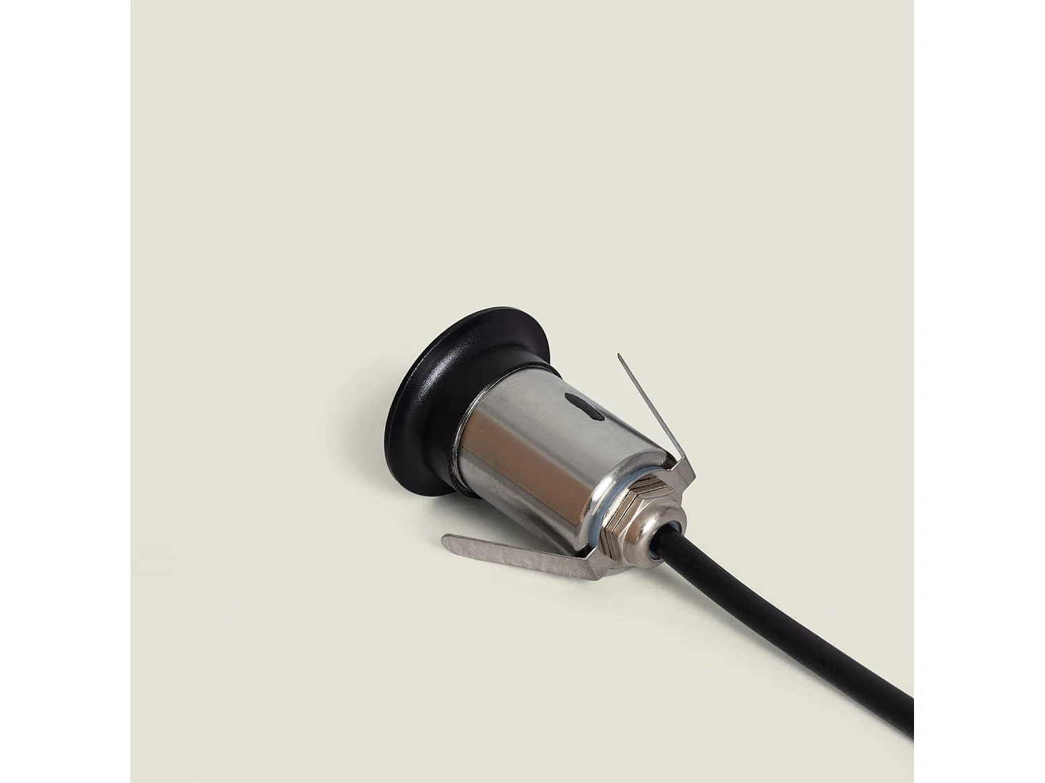 Segnapasso per Esterno LED Incasso a Terra 12V DC Nero Tiziano 2700K Bianco Caldo