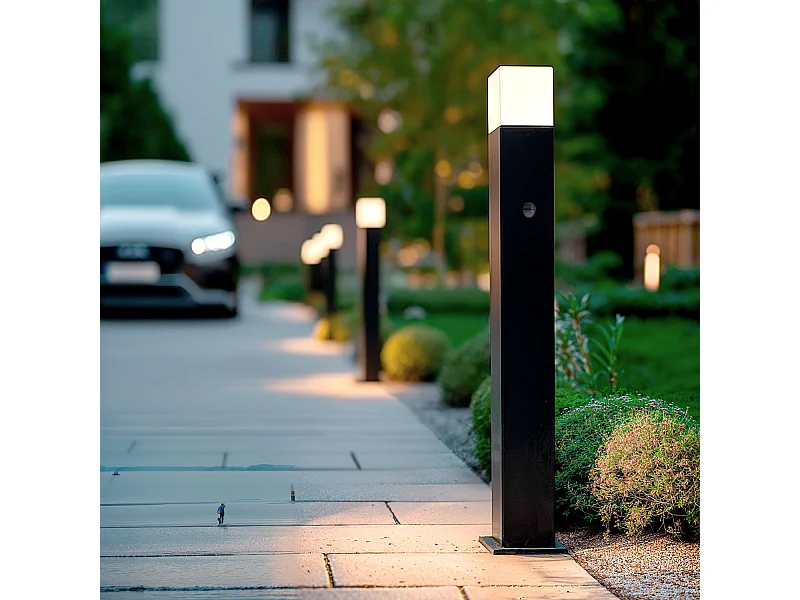 Lampioncino Esterno Augusta Nero con Sensore di Movimento PIR 74cm Nero