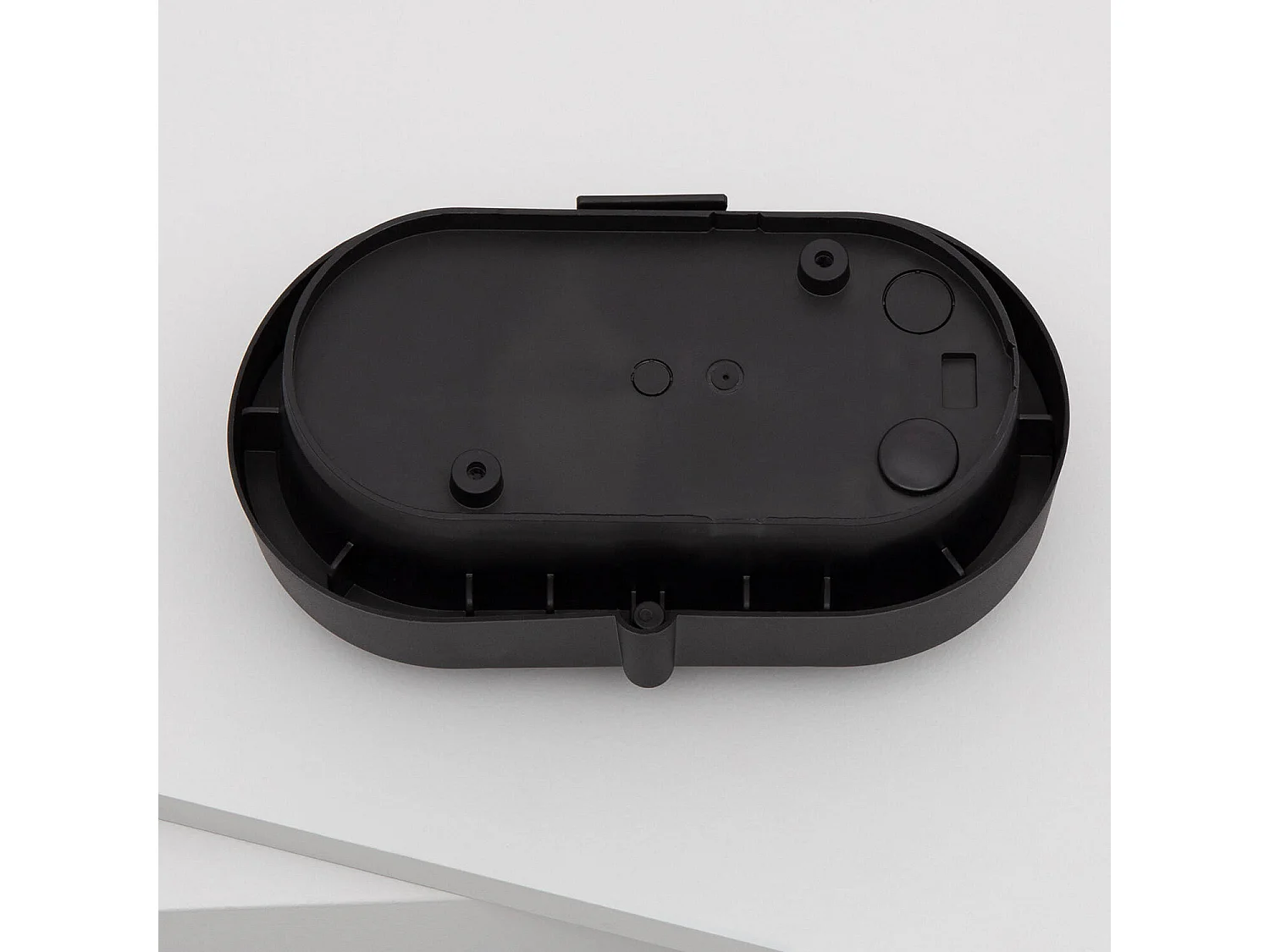 Aplique Oval Hublot Rejilla Negro