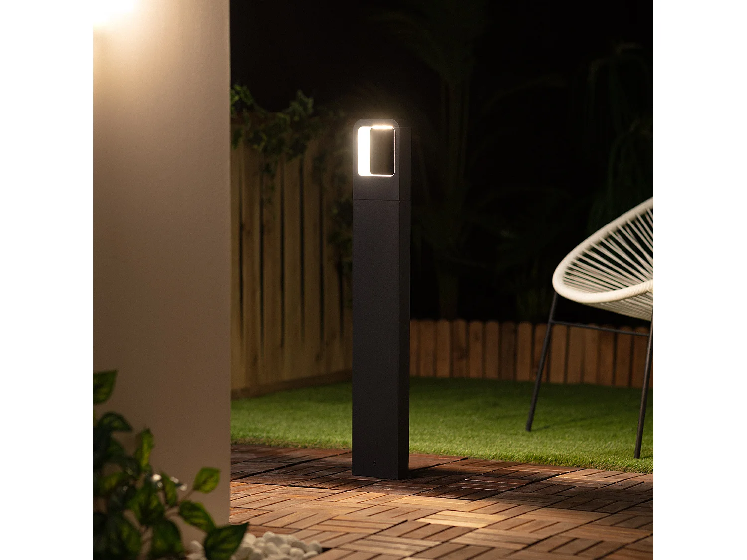 Balise LED Extérieure 6W sur Pied 80cm en Saillie Emerita  3000K Blanc chaud