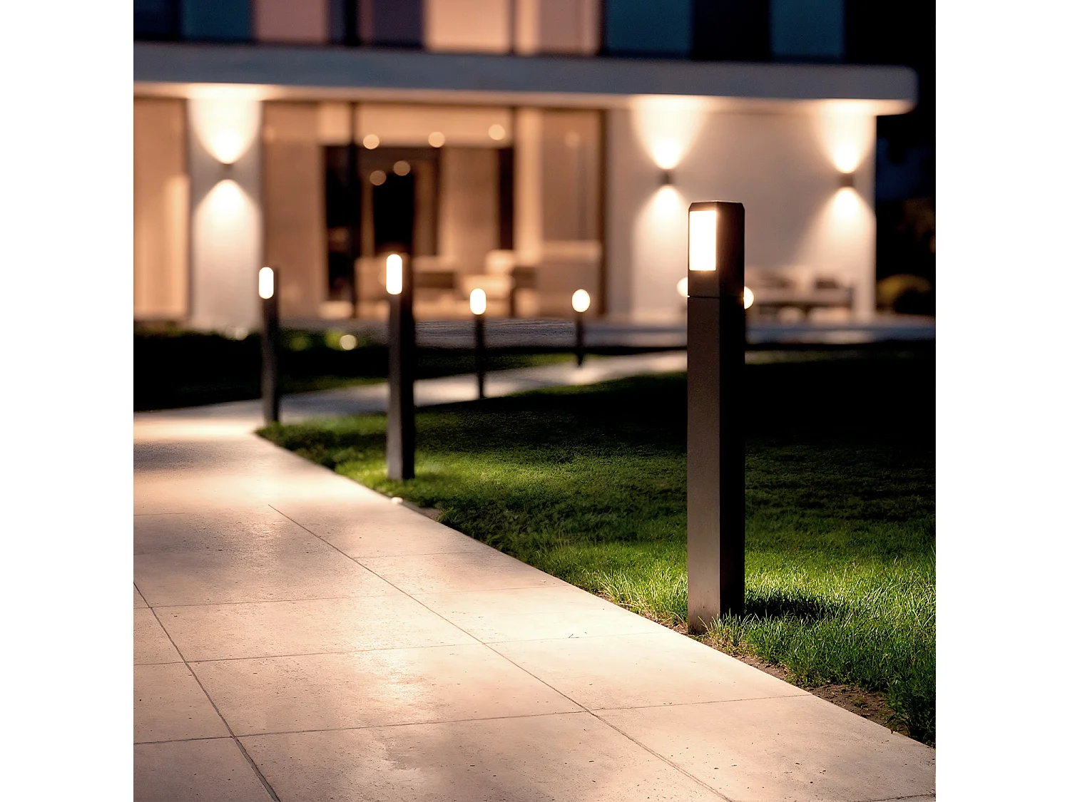 Balise LED Extérieure 6W sur Pied 80cm en Saillie Emerita  3000K Blanc chaud