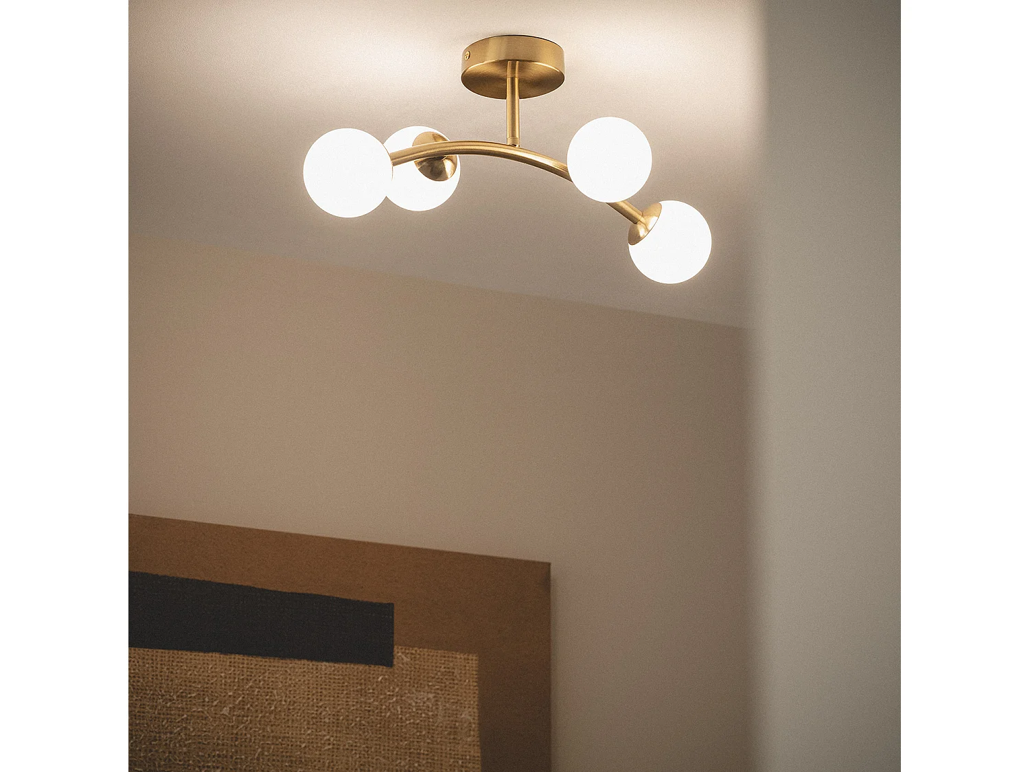 Lámpara de Techo Metal y Cristal Moonlight Brass Ovo 4 Focos Dorado