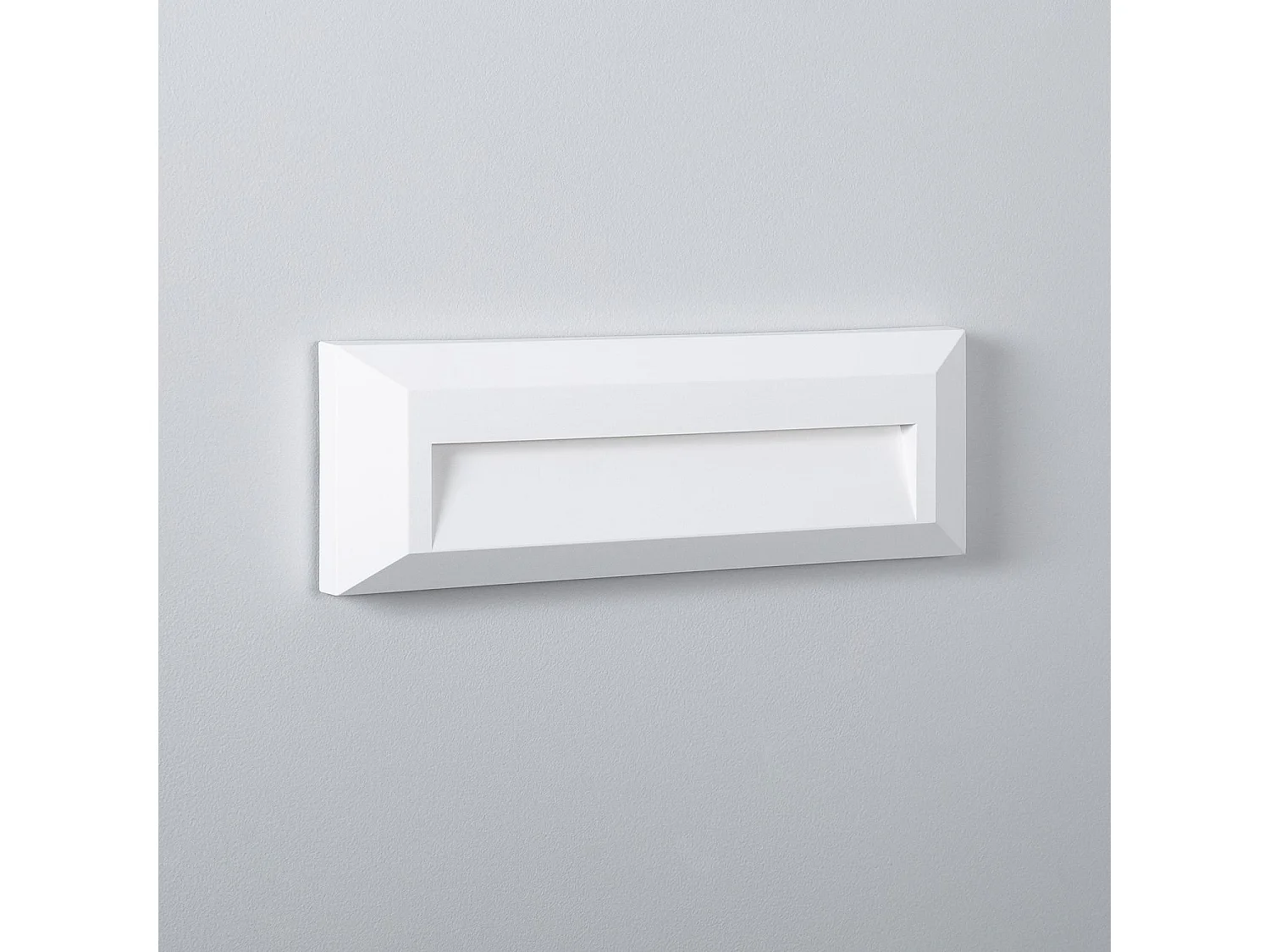 Balise LED Extérieure 2W En Saillie au Mur Rectangulaire Élide Blanche Blanc chaud  2700K