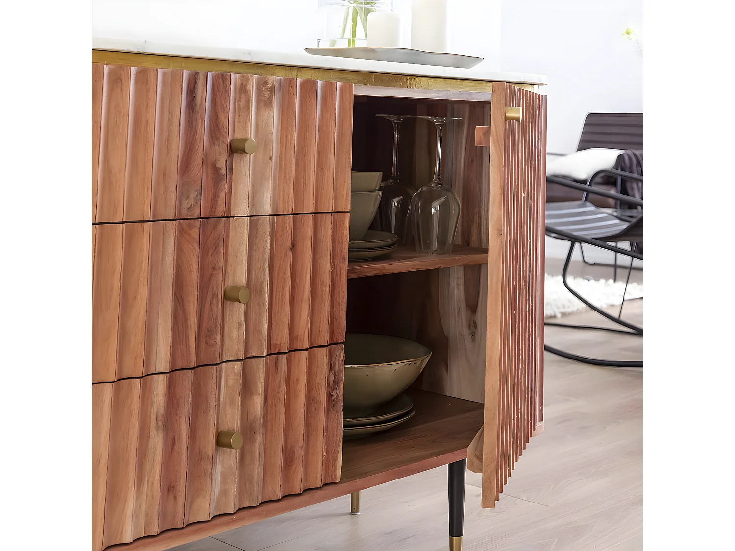 Buffet en bois d'acacia et marbre blanc Judith