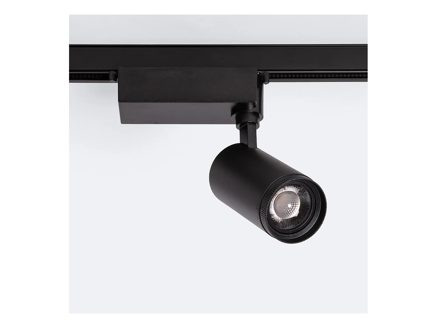 Spot LED sur Rail Monophasé 20W West CCT Sélectionnable Multi-Angle 15-60º Noir (4000K - 5000K - 6000K) Sélectionnable