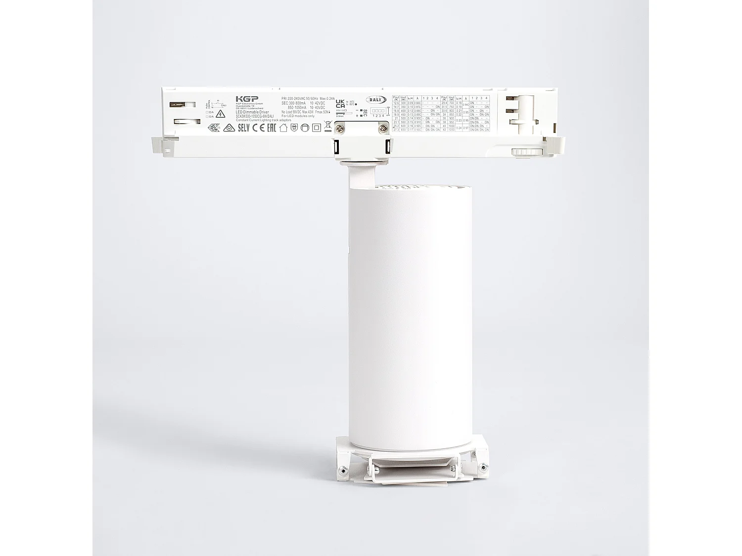 Spot LED Fasano Cinema Cylindre Biseau 30W pour Rail Triphasé CCT Sélectionnable Dimmable DALI Blanc 2700K - 3200K - 4000K Sélectionnable