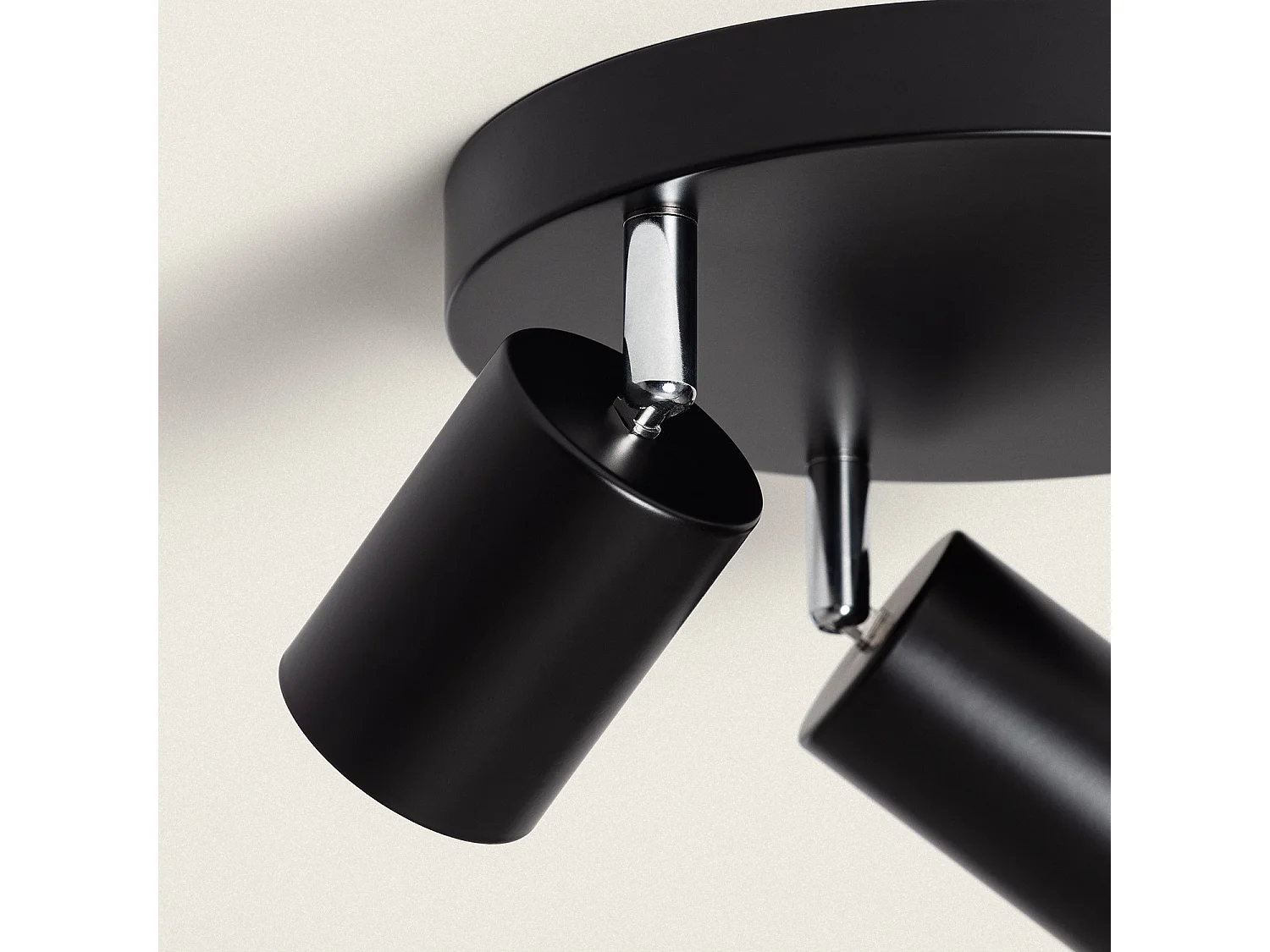 Plafonnier Orientable Rond Métal 3 Spots Albus Black  Noir