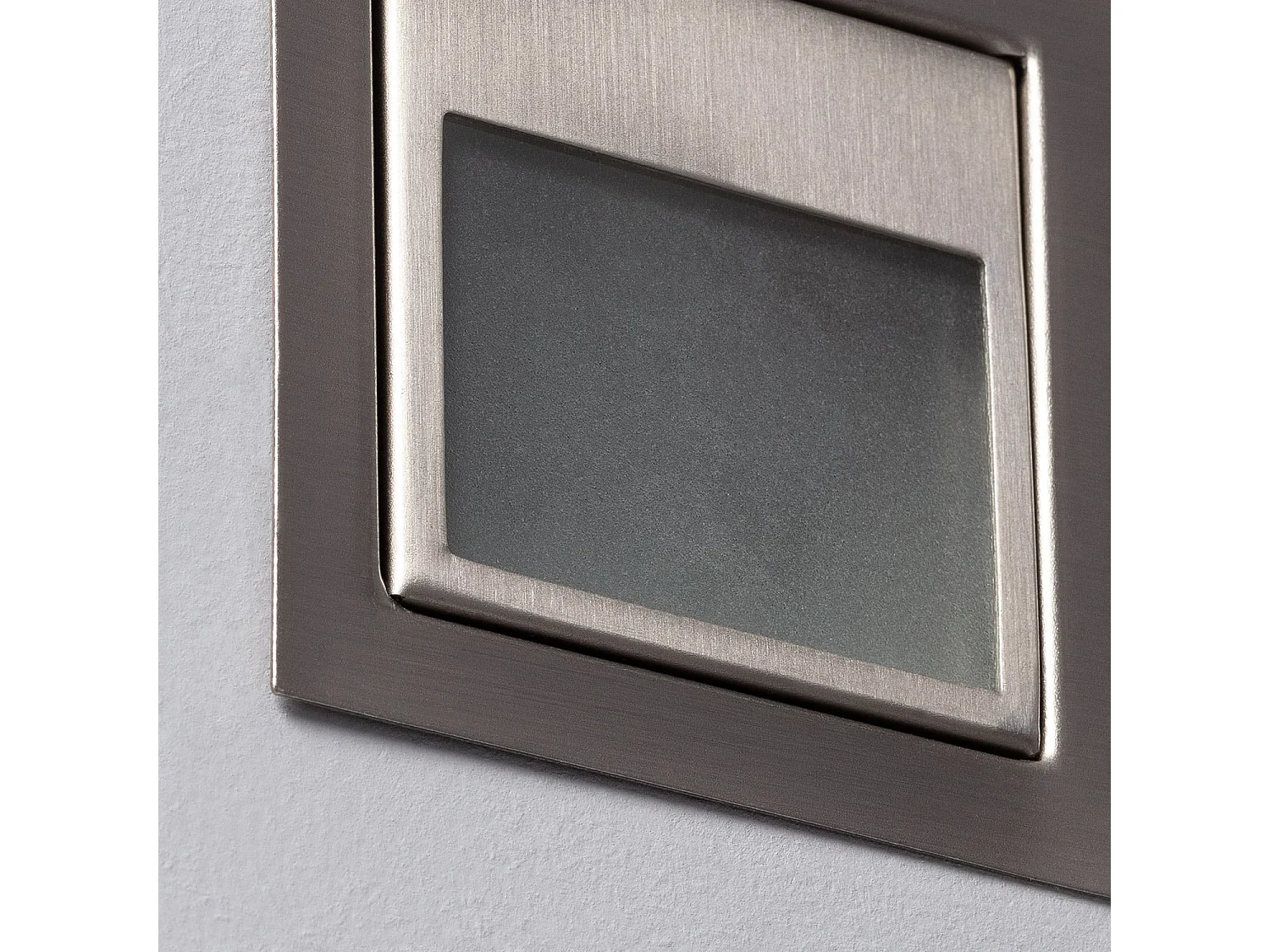 Balise Murale LED Encastrable 1.5W Larry Finition Acier  5000K Blanc froid