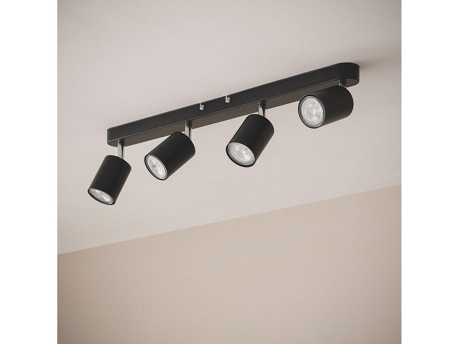 Lámpara de Techo Orientable Metal 4 Focos Albus Black Large Negro