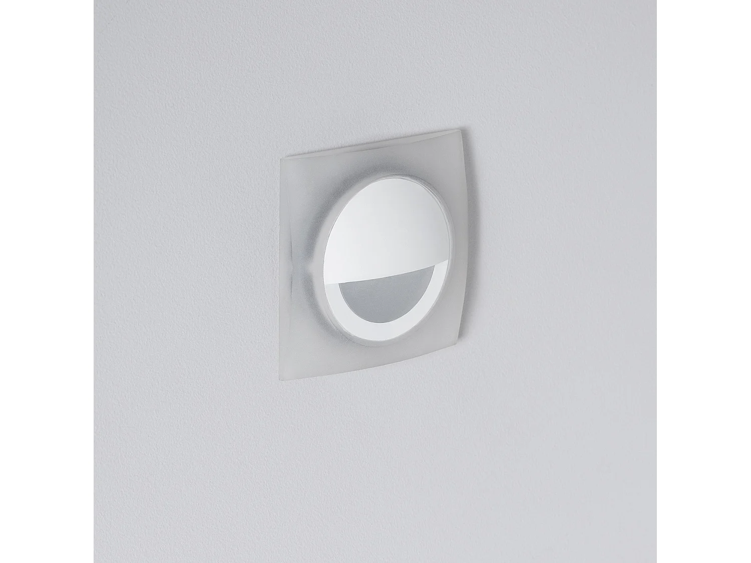 Balise LED 3W Encastrable au Mur Carrée Occulare Blanche 2700K Blanc chaud