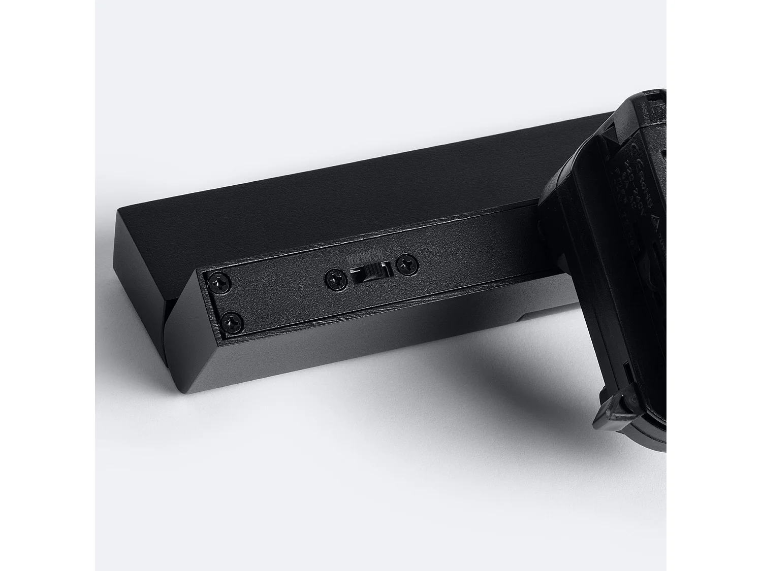 Spot Linéaire LED sur Rail Triphasé 12W CCT Sélectionnable Dimmable Elegant Optic Noir 3000K - 4000K - 5000K Sélectionnable