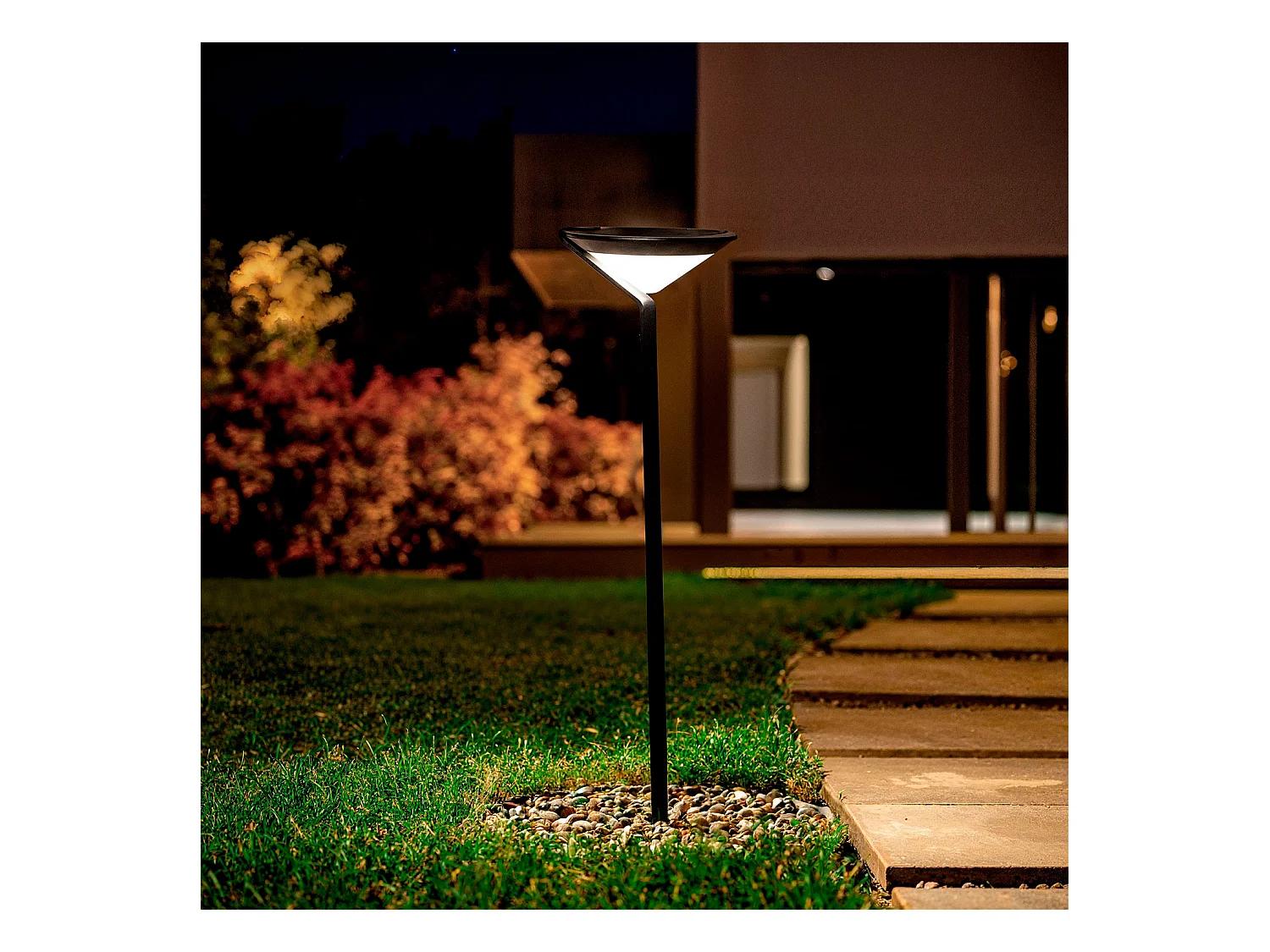 Baliza Solar Exterior LED Superficie Pie 80cm con Detector de Movimiento Yuma Big 5000K Blanco Frío
