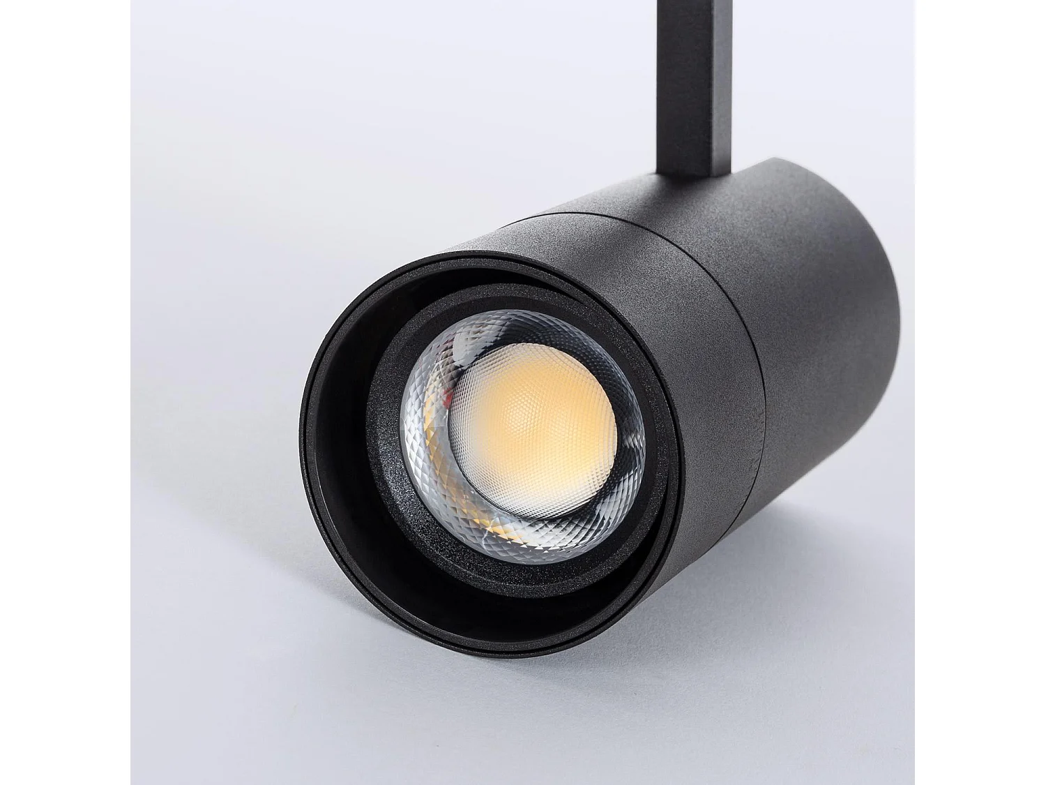 Spot LED sur Rail Triphasé 20W Wild CCT Sélectionnable Multi-Angle 24-60º Special Noir