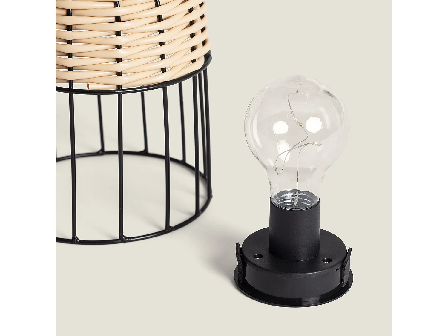 Suspension Extérieure LED Solaire Vico 2700K Blanc chaud