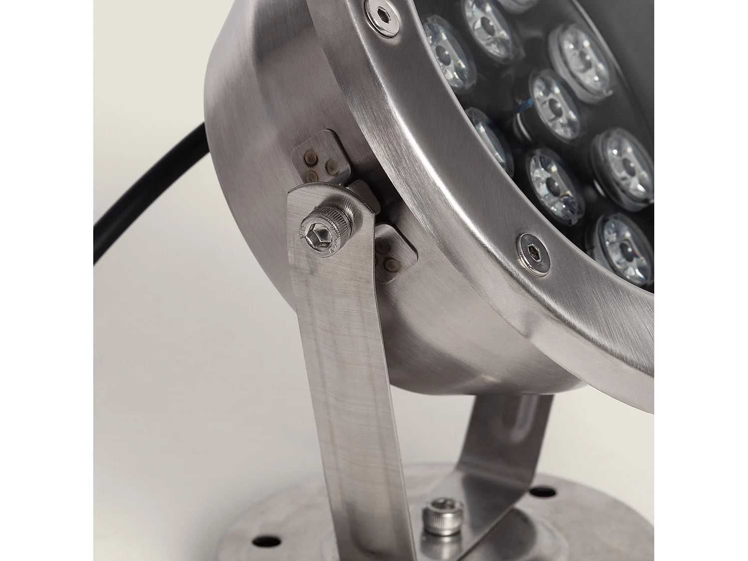 Spot LED RGB Fixation au Sol 24V 15W Submersible IP68 RGB