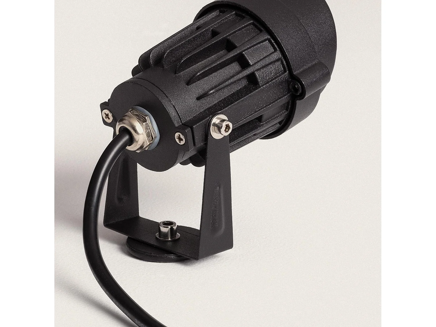 Spot LED Extérieur 5W Vetusta RGB sur Piquet RGB