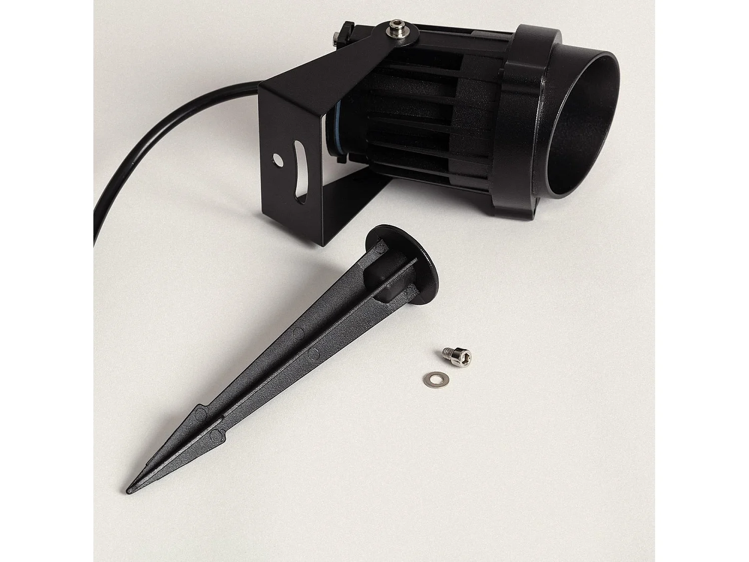 Spot LED Extérieur 15W Vetusta sur Piquet 2700K Blanc chaud