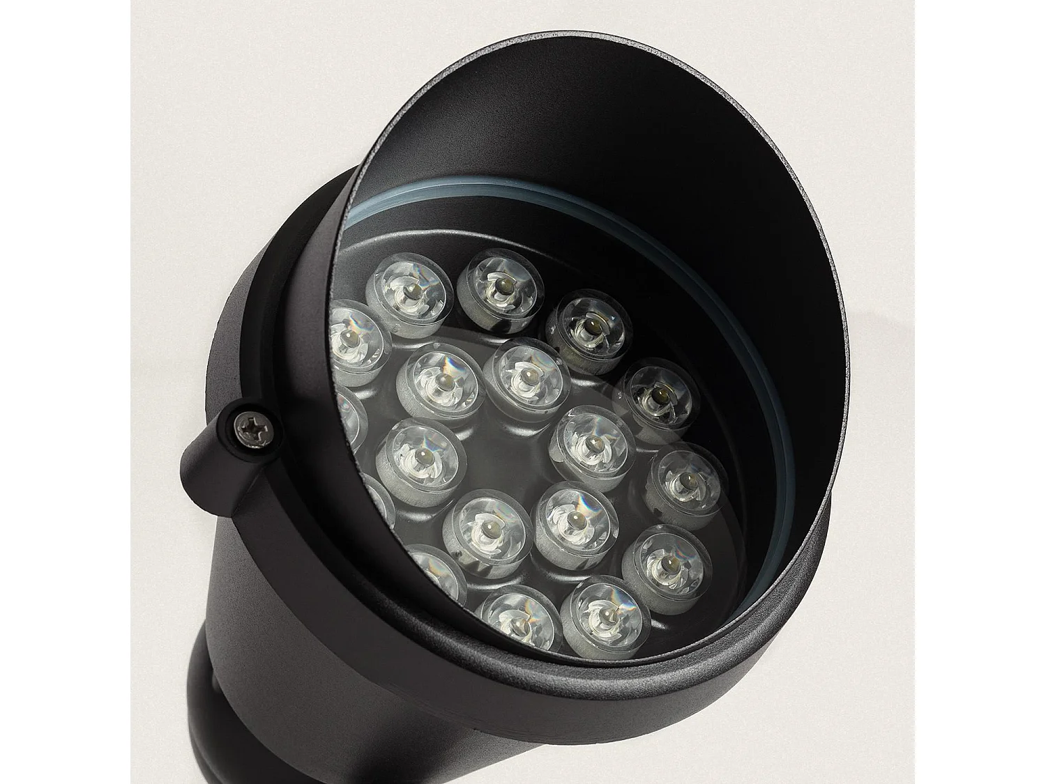 Spot LED Extérieur 18W Giverny sur Piquet  4000K Blanc neutre