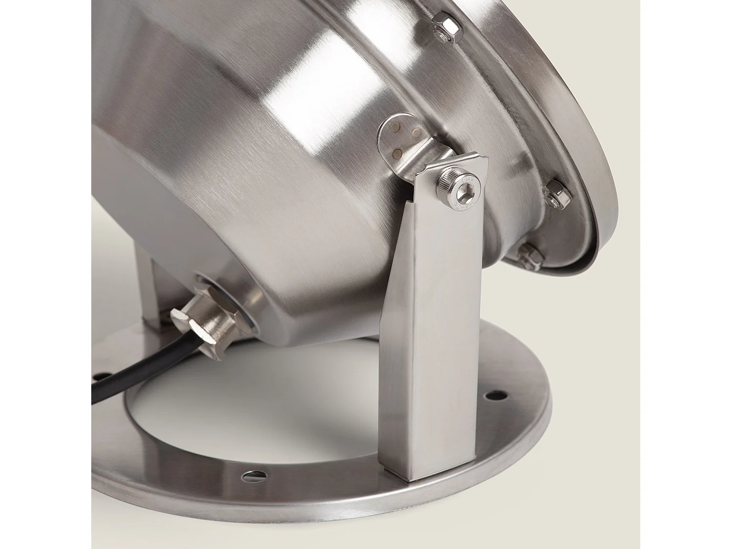 Spot LED RGB Fixation au Sol 12V 36W Submersible IP68 RGB