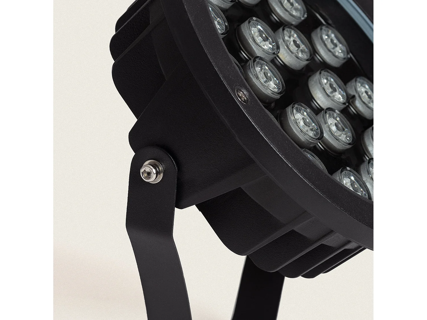 Spot LED Extérieur 18W Colmar sur Piquet Noir Blanc Neutre 4000K4000K