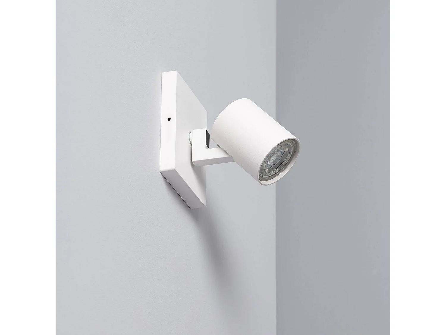 Spot à Douille en Saillie Orientable Aluminium Gylu à Ampoule GU10 Blanc
