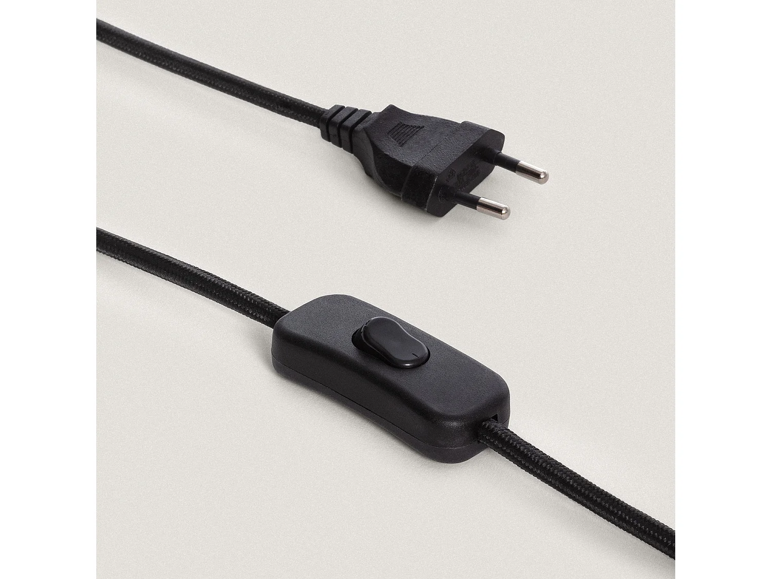 Lampada da Tavolo Legno Chandra ILUZZIA Bianco