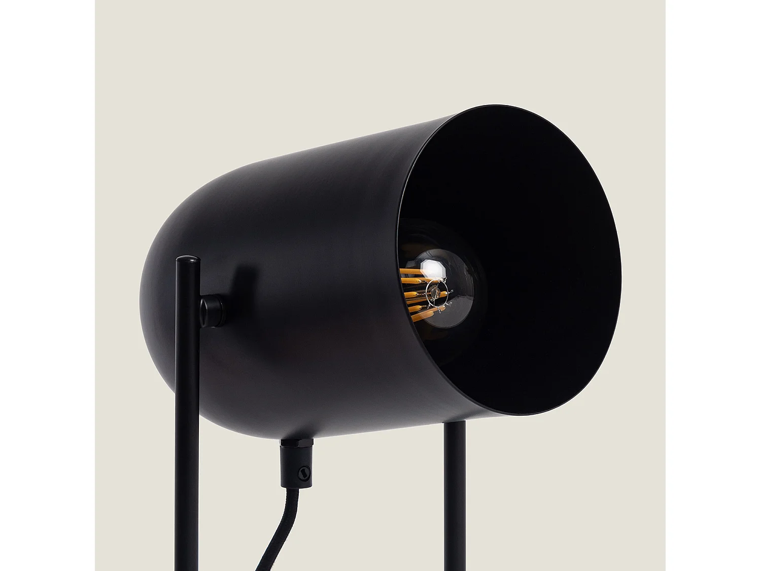 Lámpara de Mesa Metal Black Shelley Negro