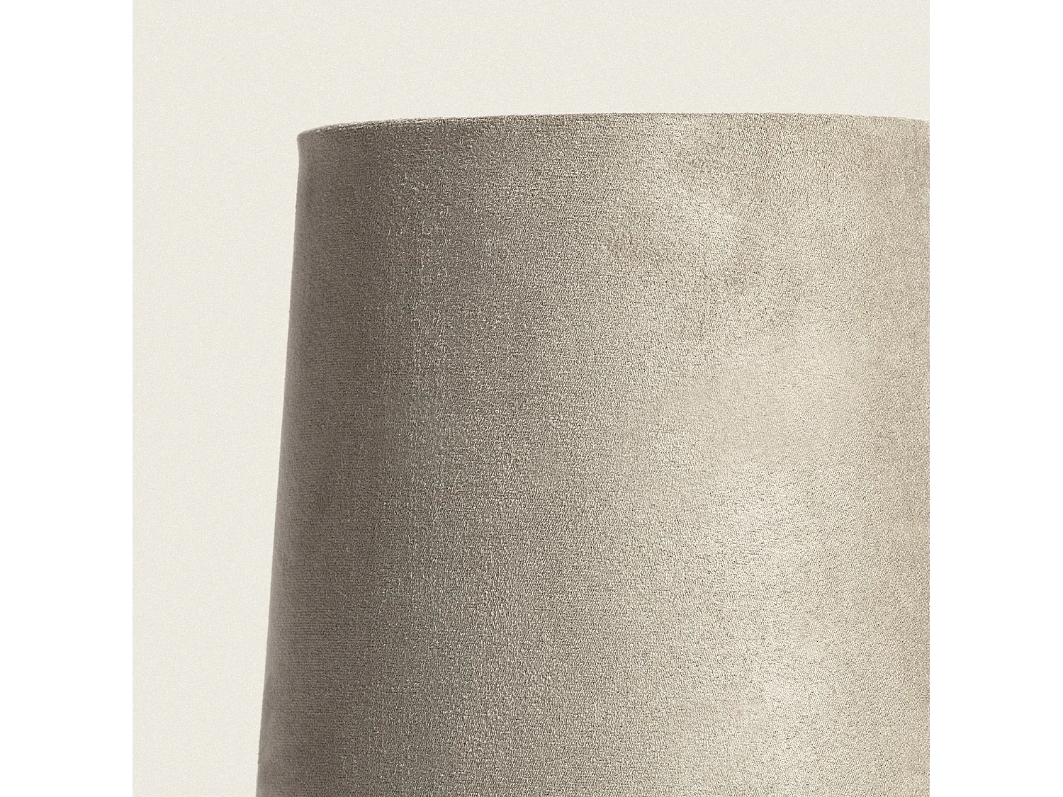 Lampada da Tavolo Ceramica Artzai Verde Oliva