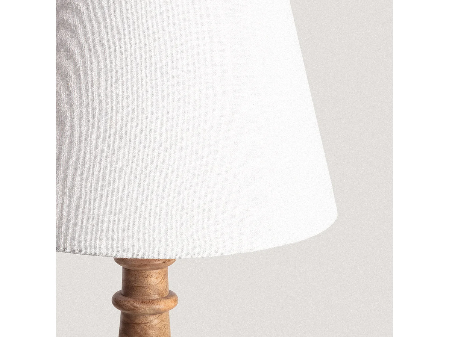 Lámpara de Mesa Madera Dinka ILUZZIA